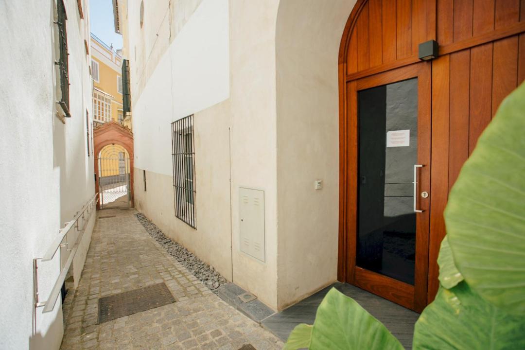Appartamento Attic With Terrace- 1Bd 1Bth- Corral Del Rey Siviglia Esterno foto