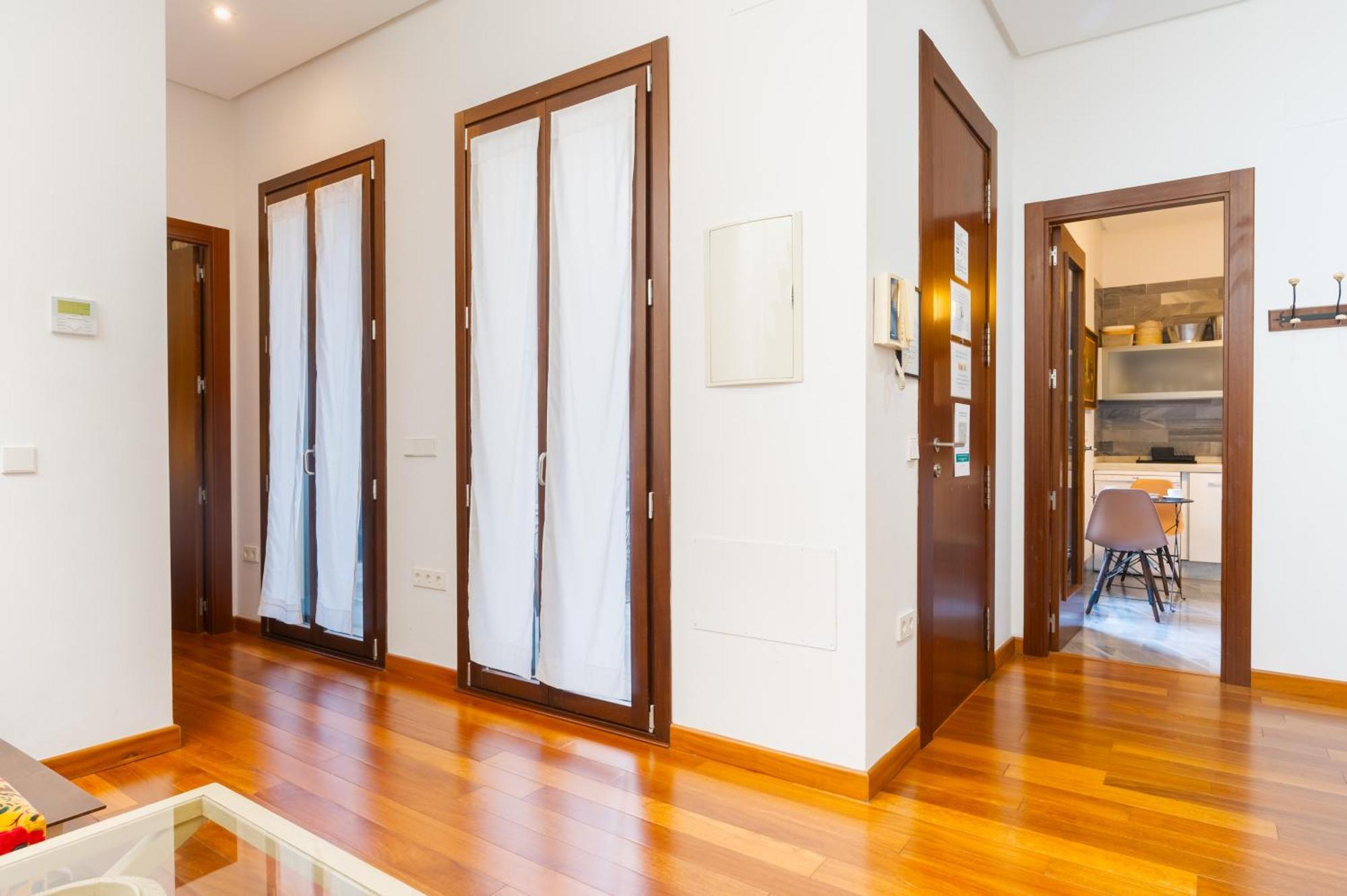 Appartamento Attic With Terrace- 1Bd 1Bth- Corral Del Rey Siviglia Esterno foto